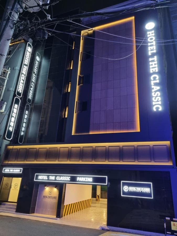 Hotel The Classic Ulsan Bagian luar foto
