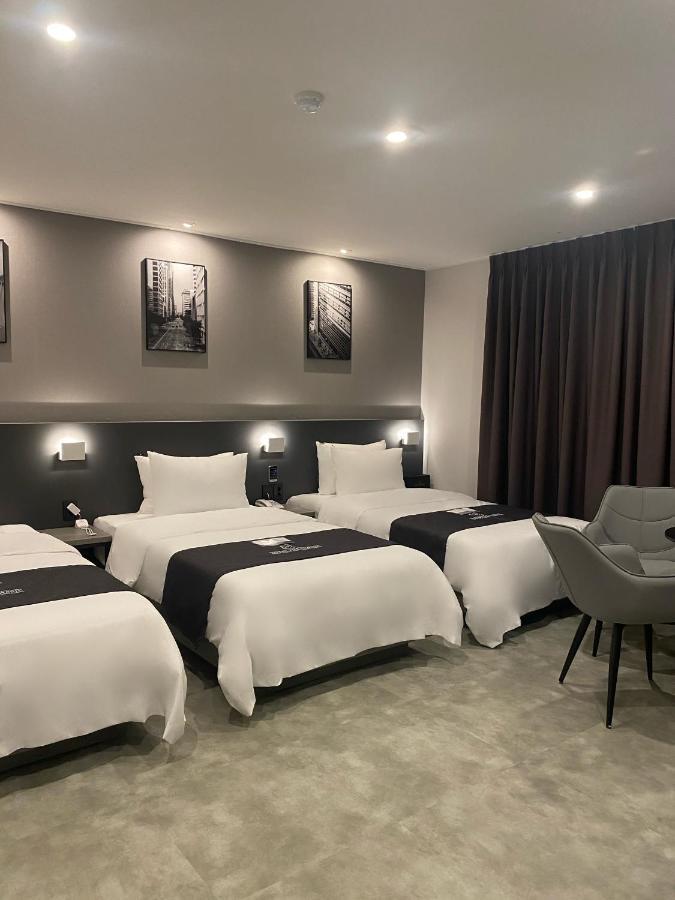 Hotel The Classic Ulsan Bagian luar foto