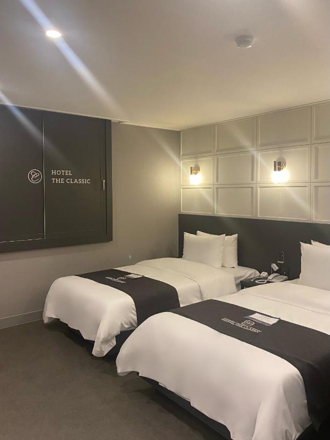 Hotel The Classic Ulsan Bagian luar foto