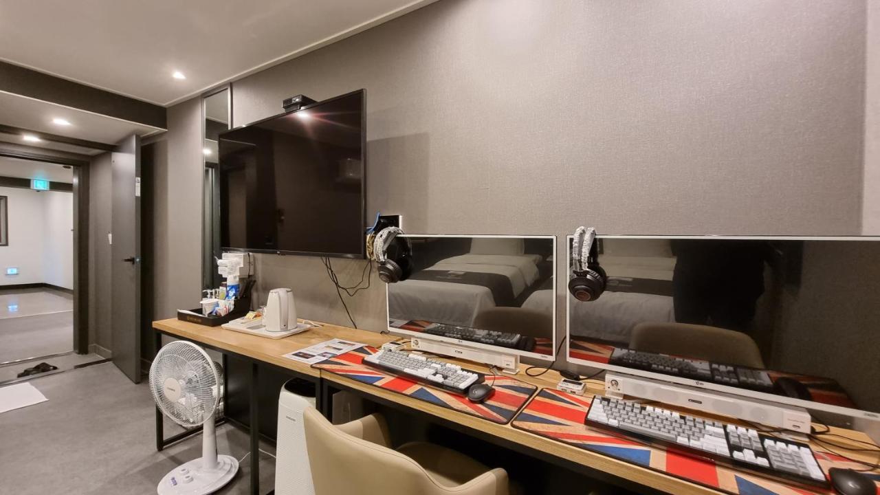 Hotel The Classic Ulsan Bagian luar foto